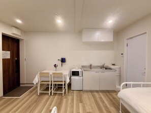 Iron/ironing board, WiFi, bed sheets - 3-101: Newly built Apt, 2 min sta., Near Skytree & Asakusa (Sumida City)