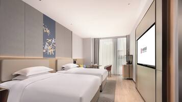 Dobbeltrom – city | Sengetøy av topp kvalitet, minibar (inkludert) og skrivebord