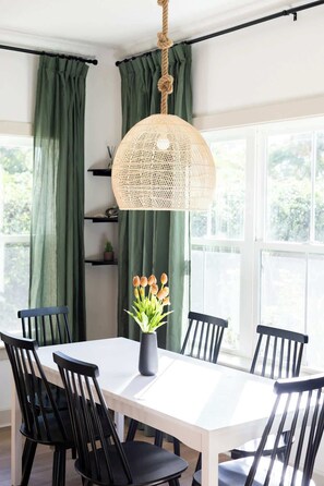 Dining - Resort de Tropical | Team Joseph Ellen (Jacksonville Beach)