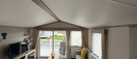 Cottage | Living area