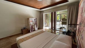 In-room safe, individually decorated, individually furnished, free WiFi