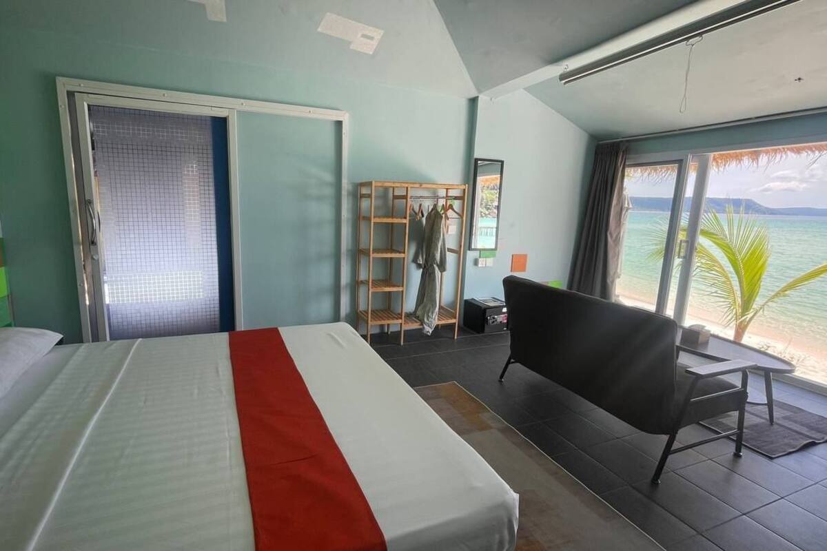 Vil·la Deluxe, vistes al mar, orientació mar | Caixa forta a l'habitació, decoració individual i mobiliari individual