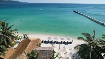 Plage privée, sable blanc