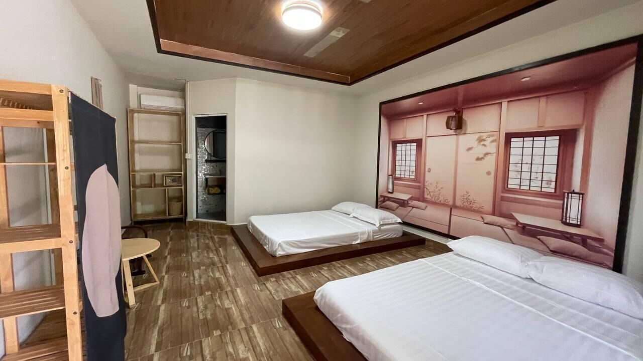 Bungalou familiar, 2 llits dobles, vistes al jardí | Caixa forta a l'habitació, decoració individual i mobiliari individual 