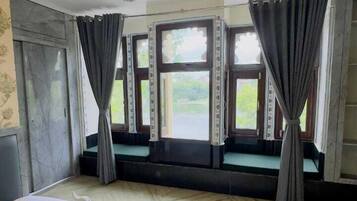 Quarto casal conforto | Wi-Fi de cortesia