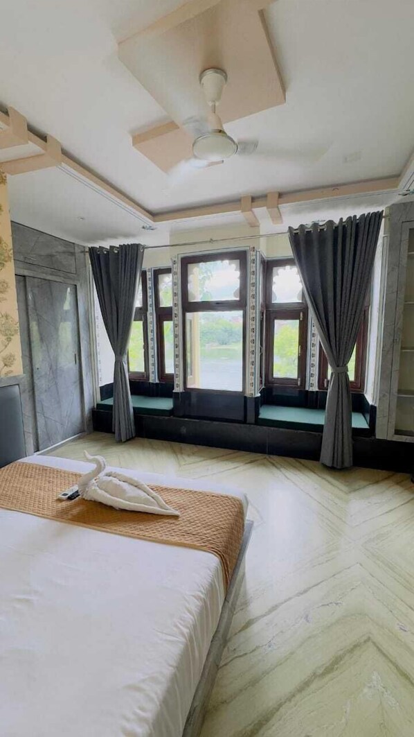 Comfort Double Room | WiFi (free) - Hotel Moxa Inn (Udaipur)