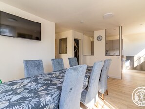 Dining - Family cottage for 8 in Saint Aubin de Luigné (Val-du-Layon)