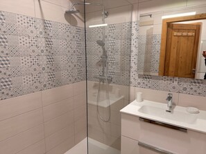 Bathroom - Cozy apartment with large terrace and ski locker (Pralognan-la-Vanoise)