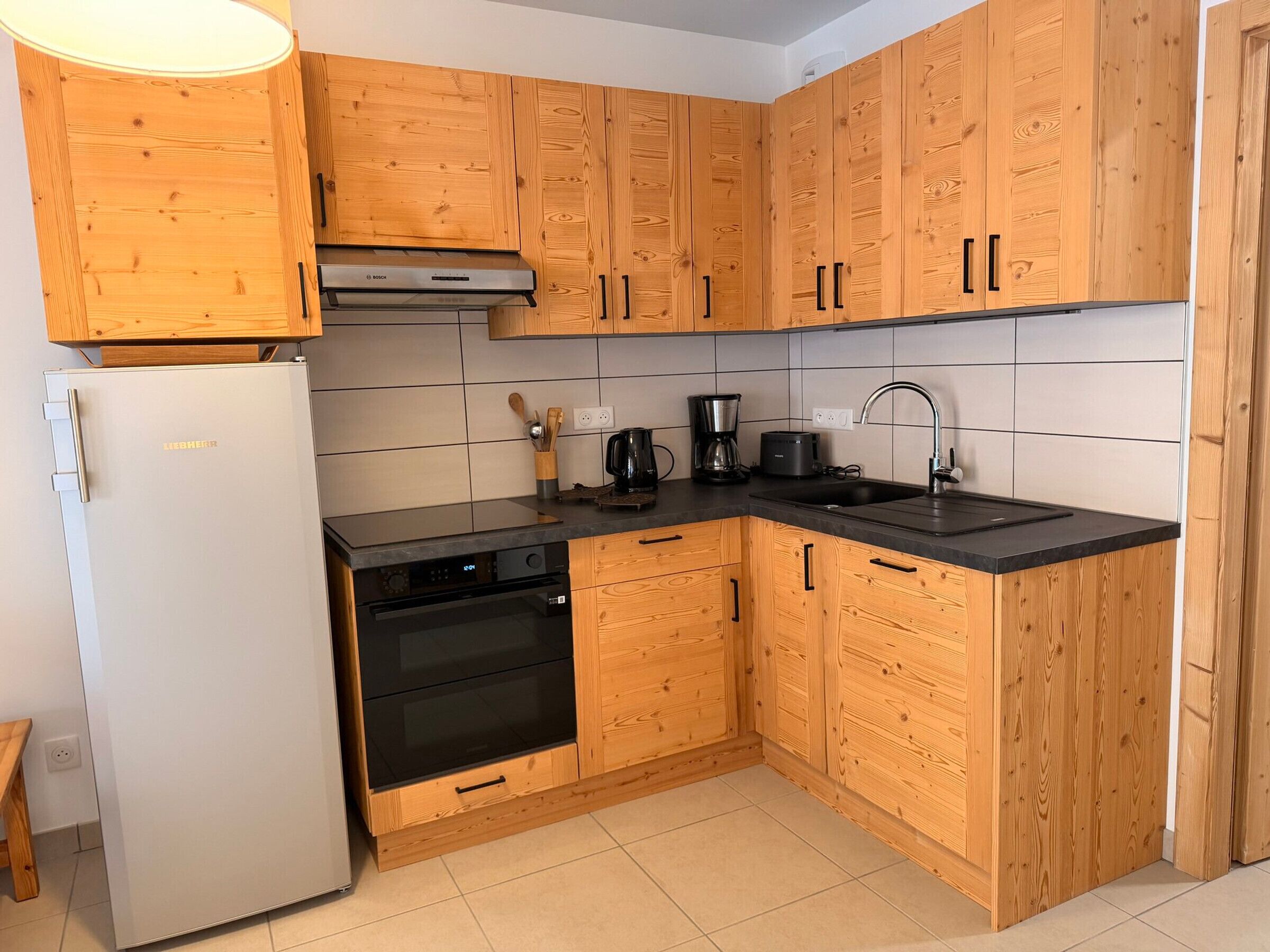 Fridge, microwave, dishwasher