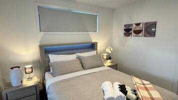 4 Schlafzimmer, Bügeleisen/Bügelbrett, WLAN, Bettwäsche