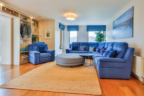 Living area - The Perfect Escape! Luxurious Holiday Home on the Ring of Kerry! (Killorglin)