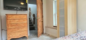 3 多间卧室、办公桌、熨斗/熨衣板、WiFi