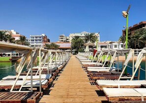 Marina - Modern Sea View Palma House Steps from Dream Beach (Hurghada)