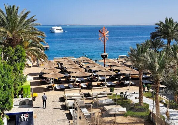 Beach - Modern Sea View Palma House Steps from Dream Beach (Hurghada)