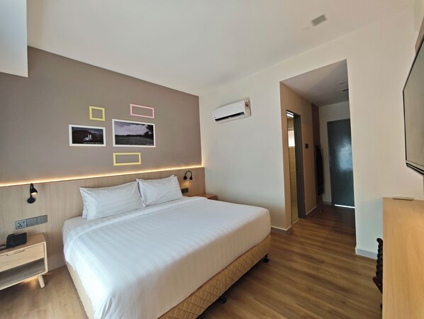 Deluxe Double Room, Garden View