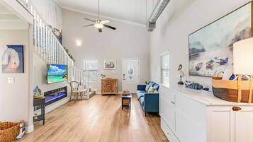 TV, fireplace, offices