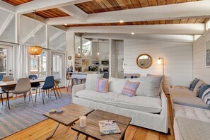 TV - Pet friendly & private pool! (DEWEY BEACH)