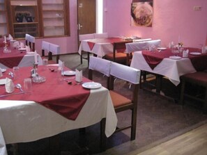Dining - Potala Tourist Home (Kathmandu)