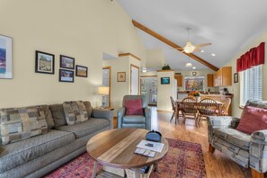 Una Smart TV, una chimenea