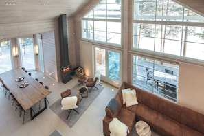Luxury Villa, Lake View, Executive Level | Living area