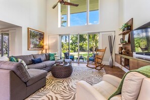 Stadtwohnung, Mehrere Betten, Veranda, Gartenblick (Mauna Lani Islands K1) | Wohnbereich