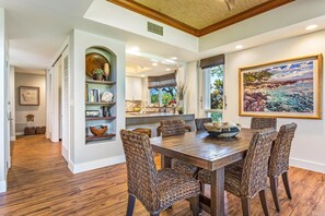 Townhouse, Beberapa Tempat Tidur, beranda, pemandangan kebun (Mauna Lani Islands K1) | Tempat makan