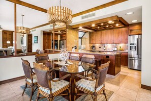 Condo, Multiple Beds, Lanai, Ocean View (Mauna Lani Terrace J101) | Dining - Beautiful Ocean Views! Access to Fitness/tennis Facilities - Vrkcv (Kamuela)