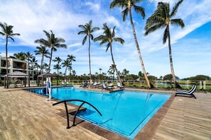 Pool - Beautiful Ocean Views! Access to Fitness/tennis Facilities - Vrkcv (Kamuela)