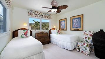 Townhome, Multiple Beds, Lanai, Ocean View (Na Hale O Keauhou D3) | 3 bedrooms, individually decorated, individually furnished