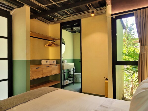 2 bedrooms, Internet - w Charming 2BR w Terrace Jacuzzi in Poblado (Medellín)