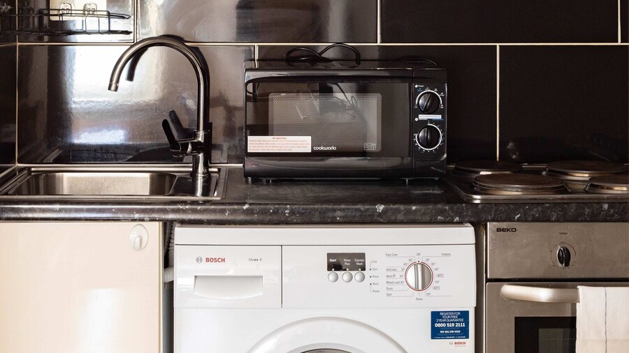 Cozy Studio In Prime South Kensington