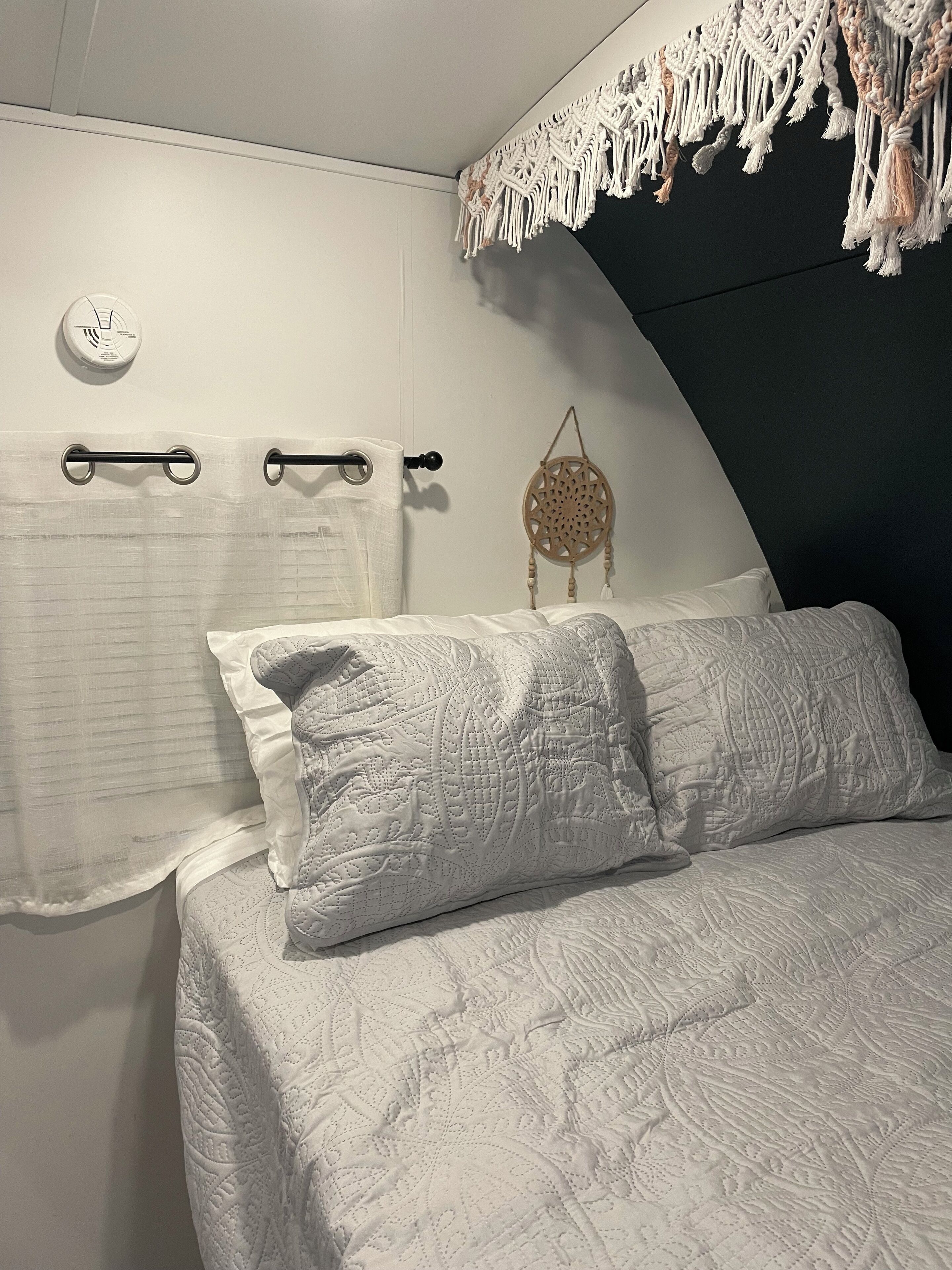 3 makuuhuonetta, ilmainen Wi-Fi, vuodevaatteet