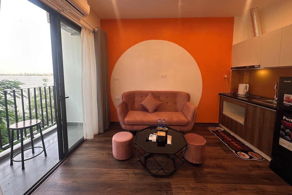 Superior Studio, Balcony, Lake View | Premium bedding, desk, laptop workspace, blackout drapes