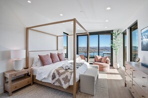 6 habitaciones, escritorio, tabla de planchar con plancha y wifi gratis 