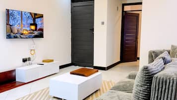 Economy Apartment, Balcony, City View | Living area