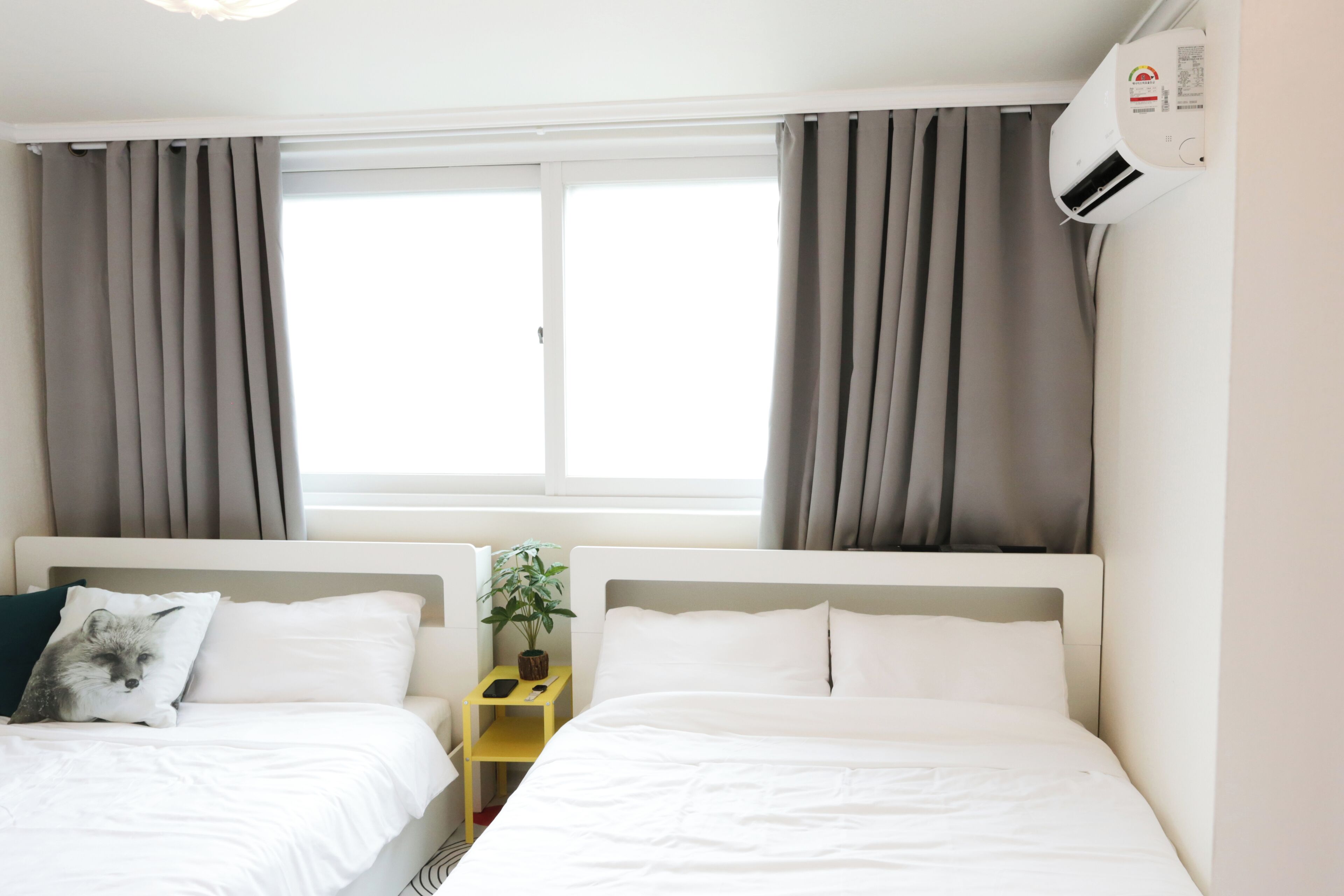 2 室のベッドルーム、アイロン / アイロン台、WiFi