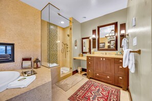 Jetted bath, hair dryer, towels