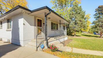 Apartment (1 Bedroom) | Interior
