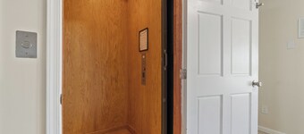 Breathtaking Oceanfront Views! Virginia Beach Home