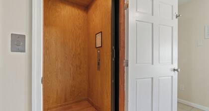 Breathtaking Oceanfront Views! Virginia Beach Home