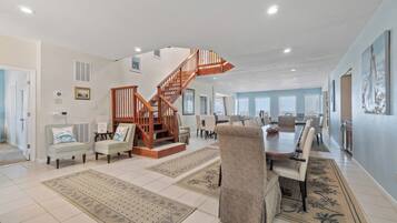 House (1 Bedroom) | Interior