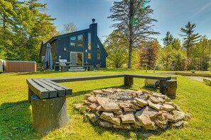 House (4 Bedrooms) | Interior - Stratton Shuttle Access! Vermont Mountain Hideaway (Bondville)