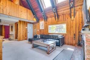 House (4 Bedrooms) | Interior - Stratton Shuttle Access! Vermont Mountain Hideaway (Bondville)