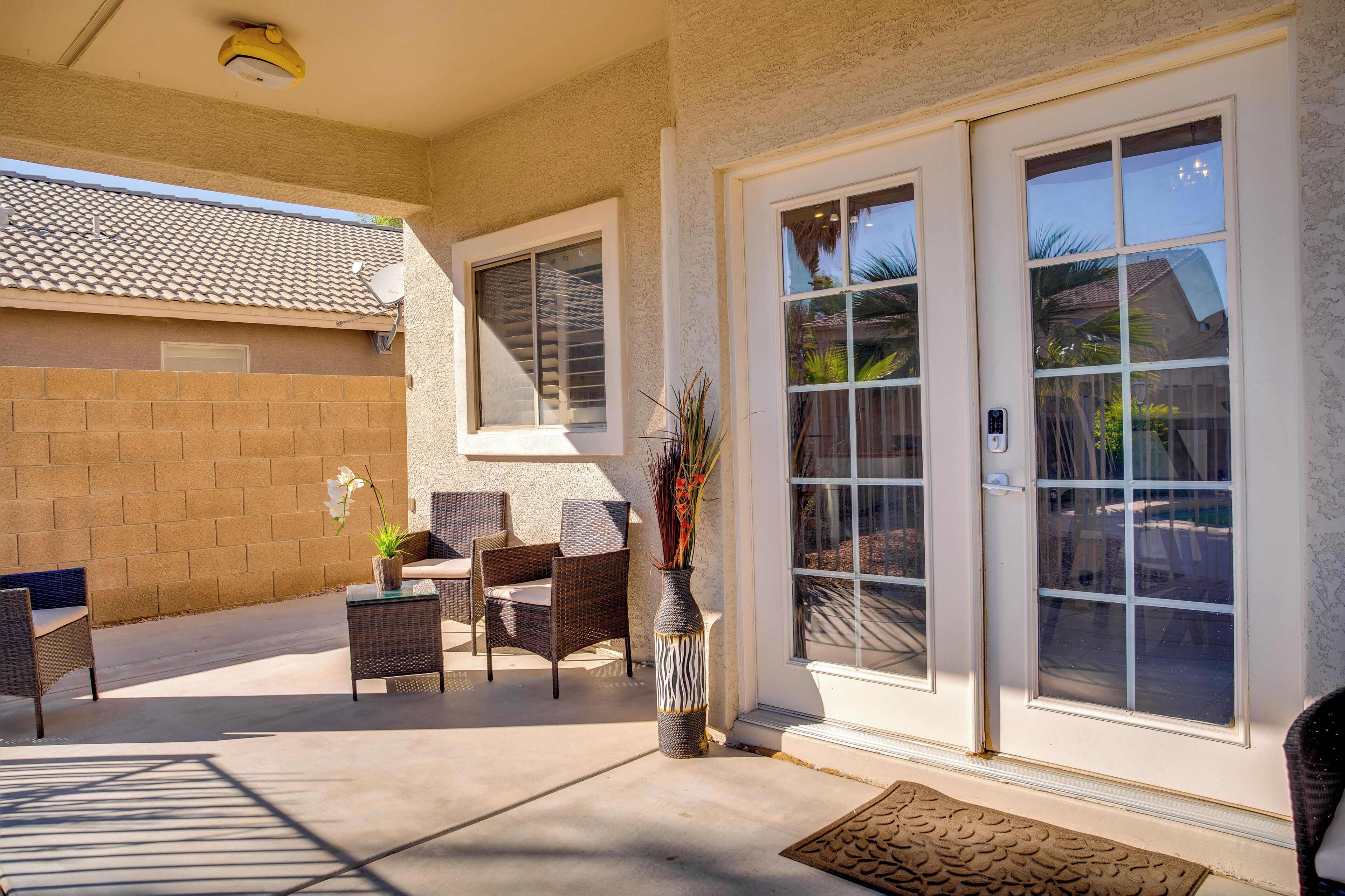 المنشأة من الداخل