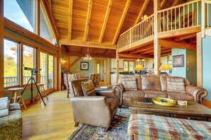 Interior - 4 Mi to Stratton! Group Getaway w/ Deck & Views (Bondville)