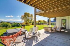 Apartment (5 Bedrooms) | Interior - Midway Mountain Farmhouse: Hot Tub, Golf & Hiking (Midway)