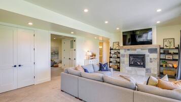 Apartment (5 Bedrooms) | Bahagian dalam