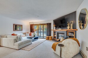 Apartment (3 Bedrooms) | Interior - Ski, Hike & Unwind! Riverfront Getaway in Lincoln (Lincoln)