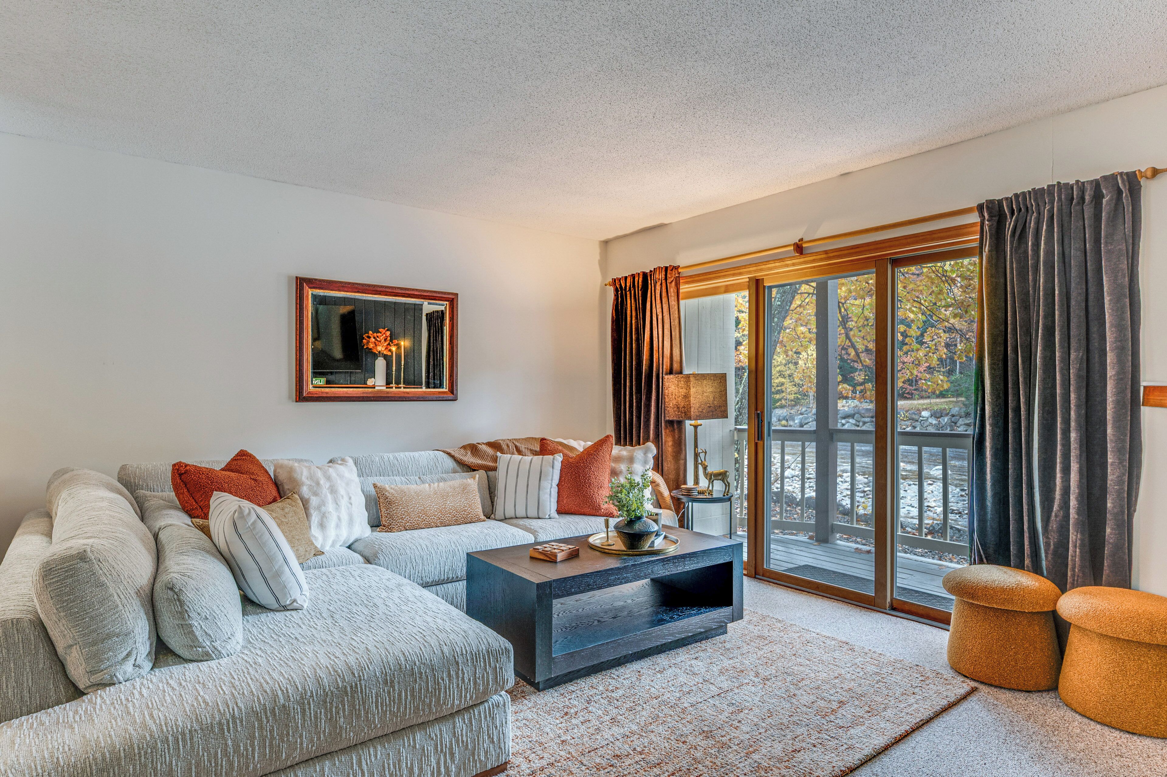 Apartment (3 Bedrooms) | Front of property