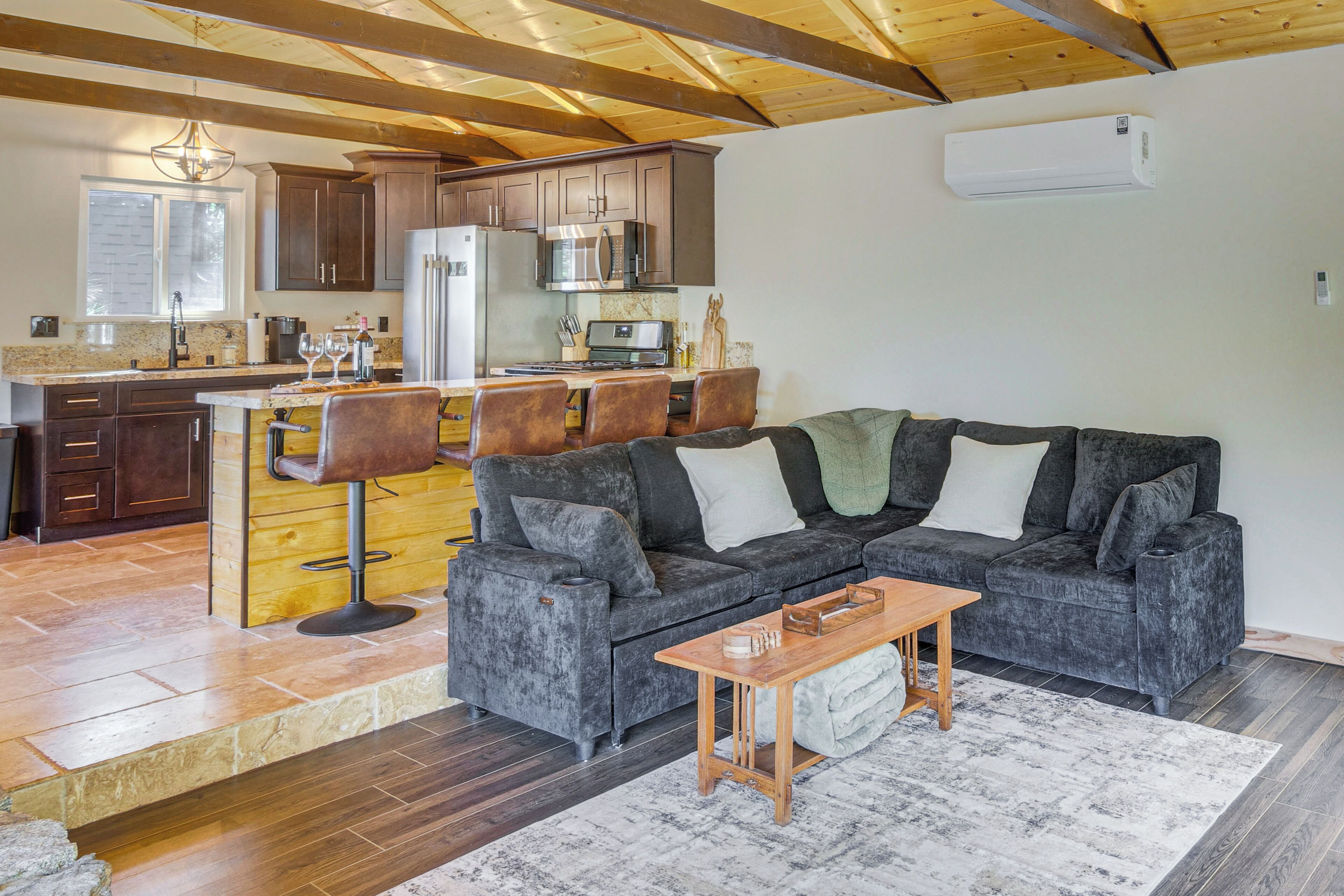 House (2 Bedrooms) | Front of property